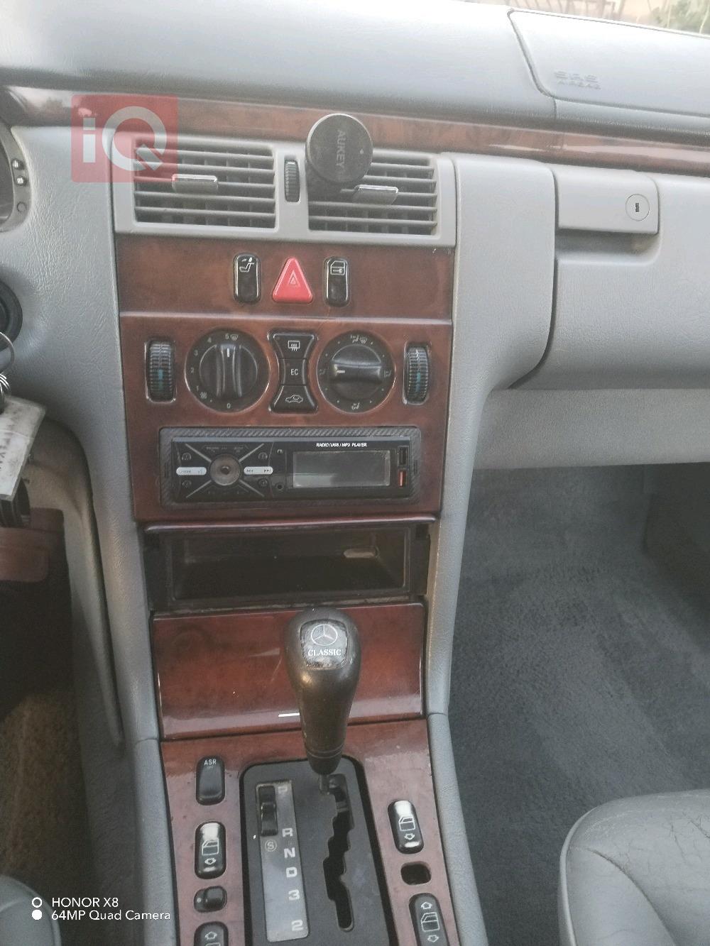 مرسيدس بنز E-Class